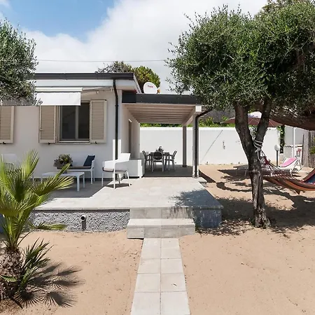 Living בית נופש *